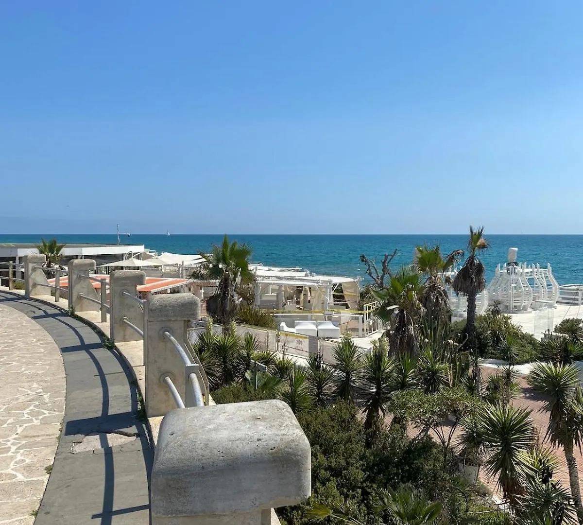 Emam Al Centro 150Mt Dal Mare E La Metro A2 Passi Apartment Lido di Ostia