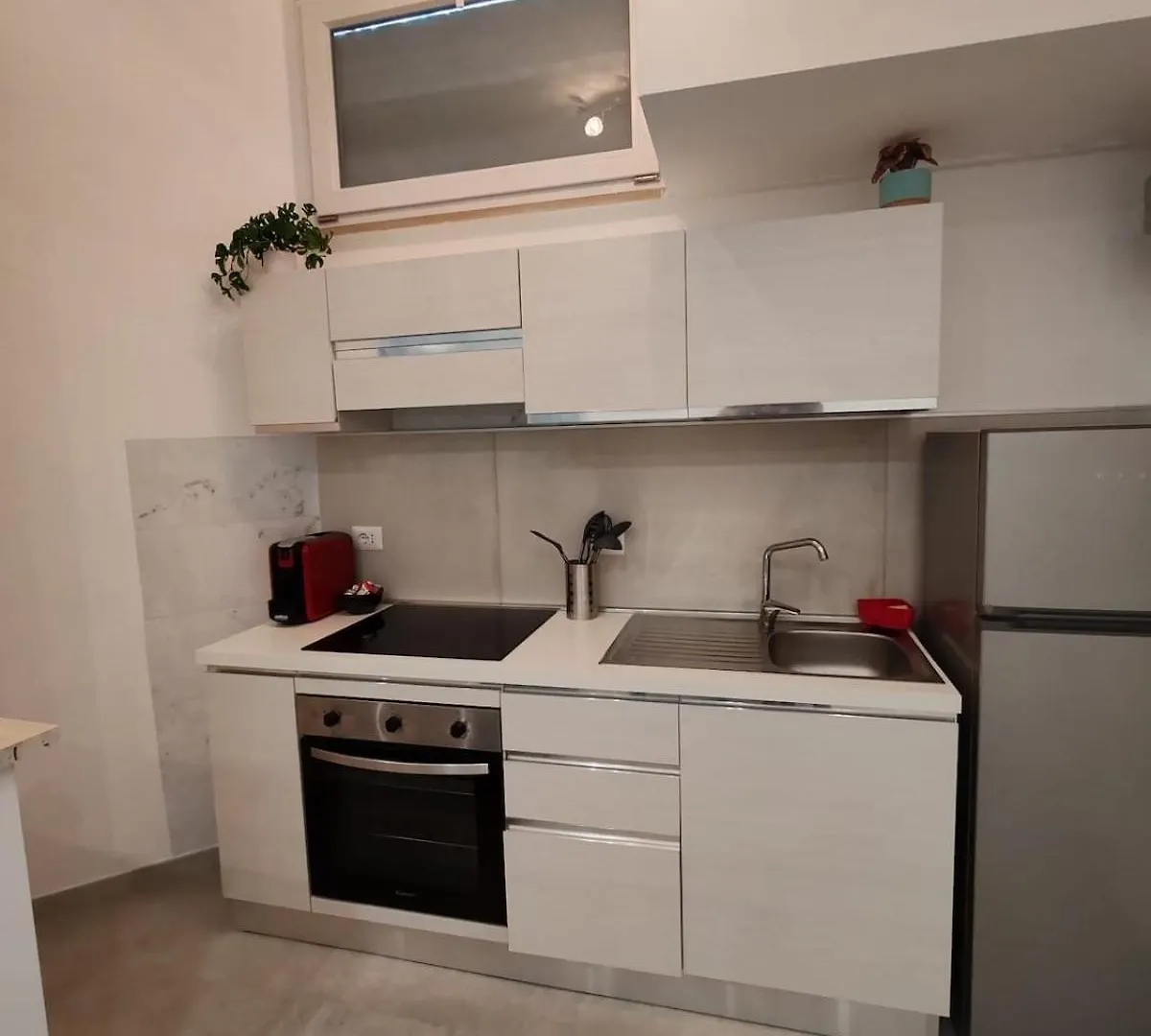 Emam Al Centro 150Mt Dal Mare E La Metro A2 Passi Apartment Lido di Ostia